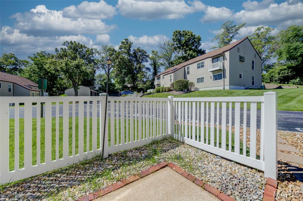 Residential in Kirkwood 4