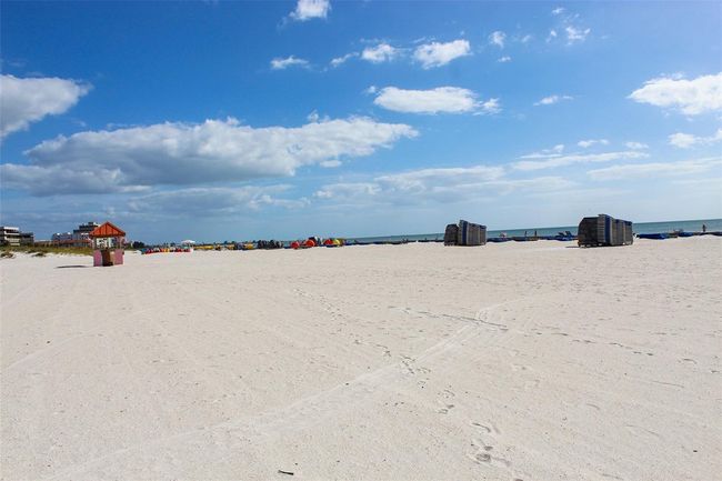 APT-401 - 4950 Gulf Blvd, Condo with 2 bedrooms, 2 bathrooms and null parking in ST PETE BEACH FL | Image 69