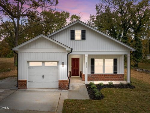 511 Broad St, Oxford, NC, 27565-2757 | Card Image