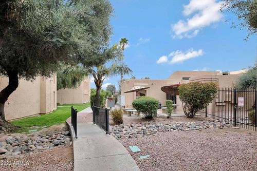 unit-204-3131 W Cochise Drive, Phoenix, AZ, 85051 | Card Image