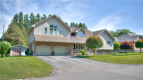 5 St Ann Ave, Saint Agatha, ON, N0B2L0 | Card Image