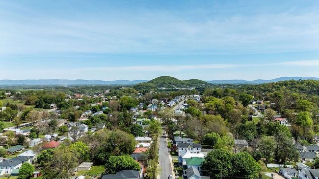 105 Austin Ave, House other with 2 bedrooms, 1 bathrooms and null parking in STAUNTON VA | Image 41