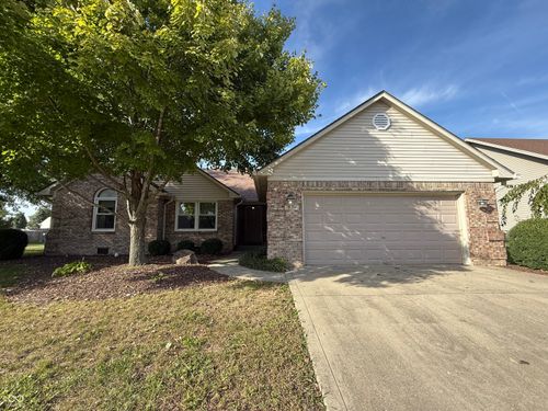 2146 Charles Dr, Franklin, IN, 46131-7967 | Card Image