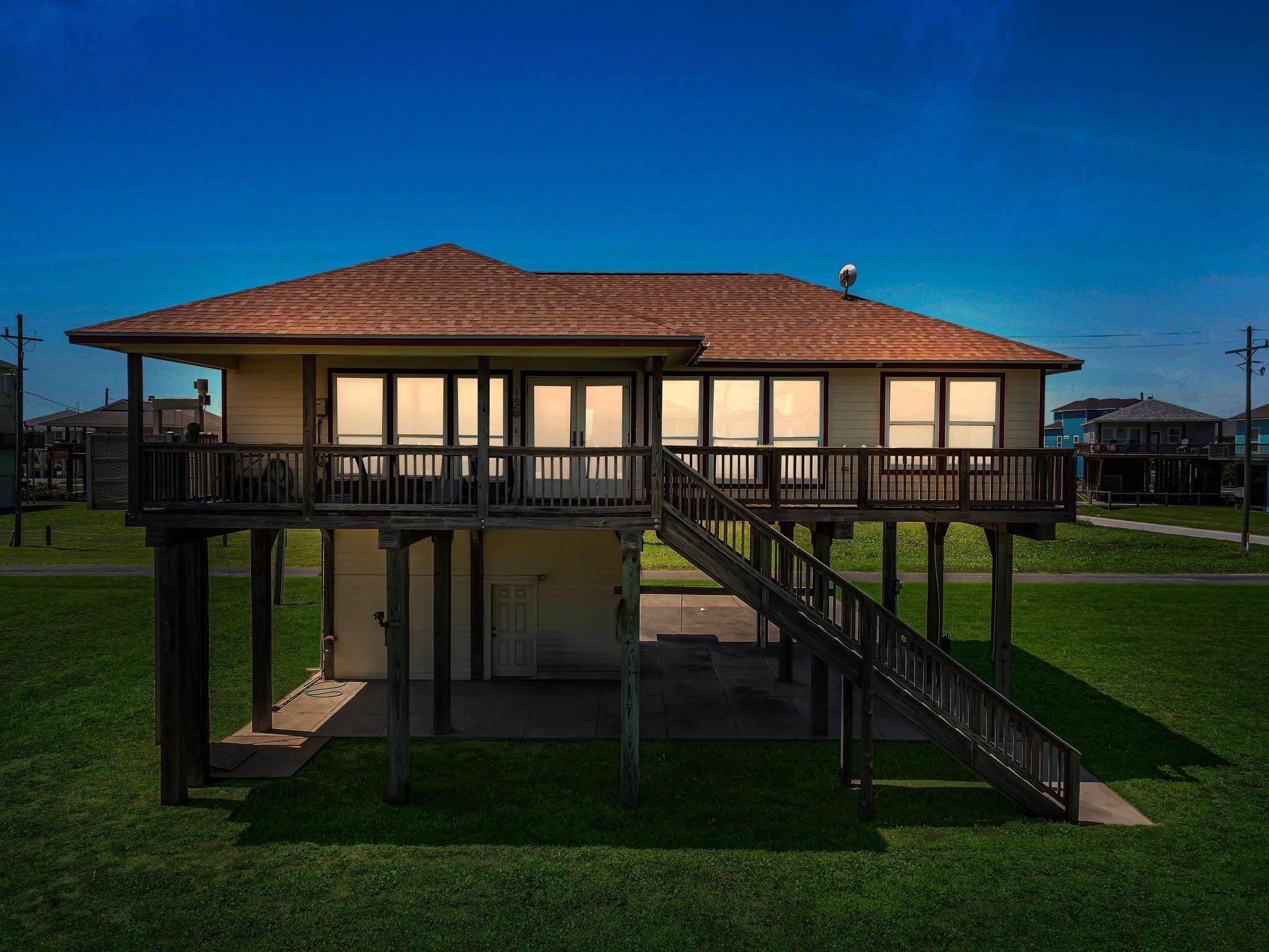 Residential in Crystal Beach 3