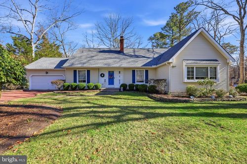 8 Candle Ct, SHAMONG, NJ, 08088-8407 | Card Image