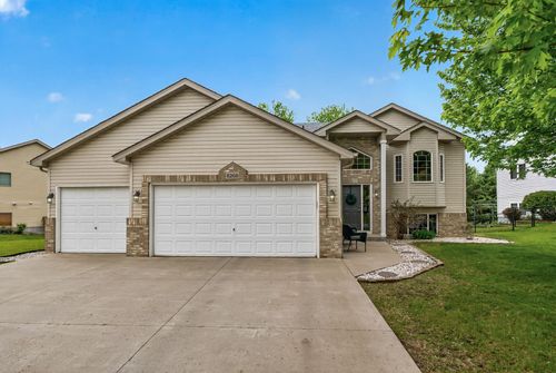 8268 Parell Ave Ne, Elk River, MN, 55330-4564 | Card Image