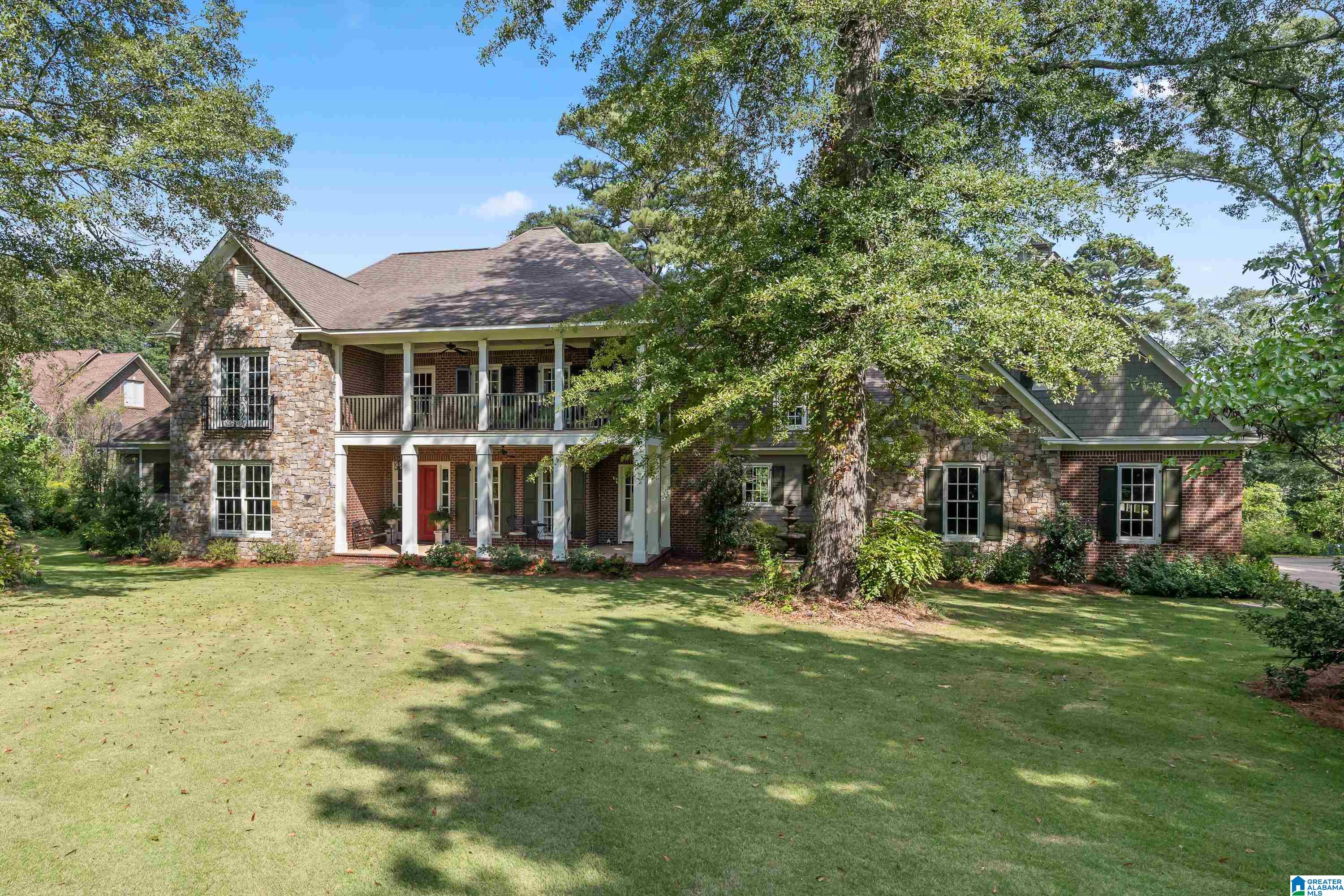 Shades Crest Rd, Hoover, AL 35226