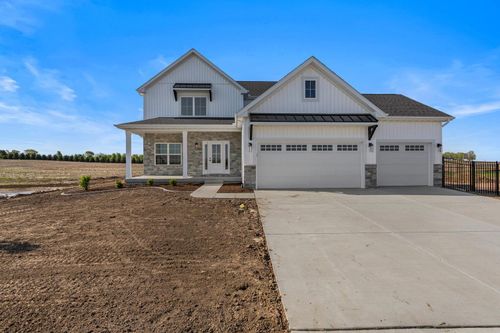 303 Collins Dr, Mahomet, IL, 61853-3366 | Card Image
