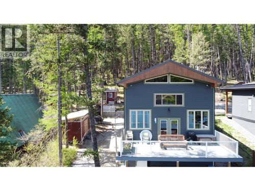 2559 North Star Lake Road, Jaffray, BC, V0B1T0 | Card Image