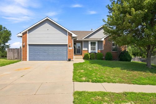 2261 S Upland Hills St, Wichita, KS, 67235 | Card Image