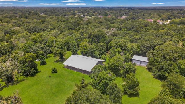 250 County Road 498, Home with 3 bedrooms, 2 bathrooms and 6 parking in Sweeny TX | Image 18