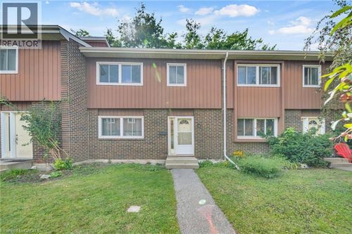 101-121 Univeristy Avenue E, Waterloo, ON, N2J4J1 | Card Image
