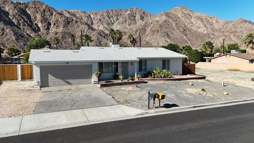 51675 Avenida Alvarado, La Quinta, CA, 92253-3181 | Card Image