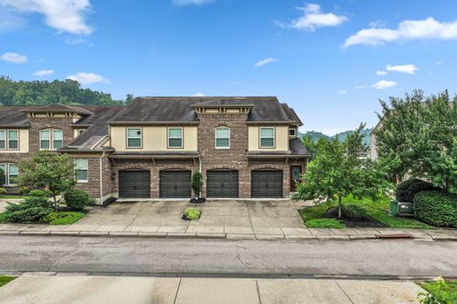 2381 Rolling Hills Dr, Covington, KY, 41017-5154 | Card Image