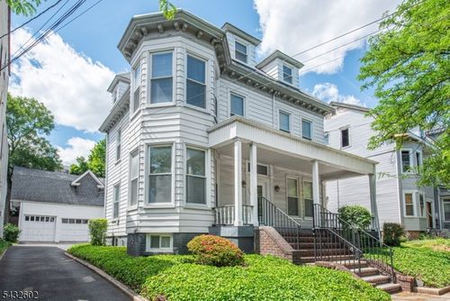 334 Clifton Ave, Newark, NJ, 07104-1229 | Card Image