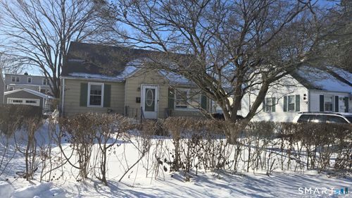 5 Lakeview Dr, Norwalk, CT, 06850-2002 | Card Image