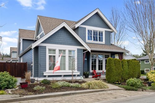 2015 Seawind Way, Sidney, BC, V8L0C4 | Card Image