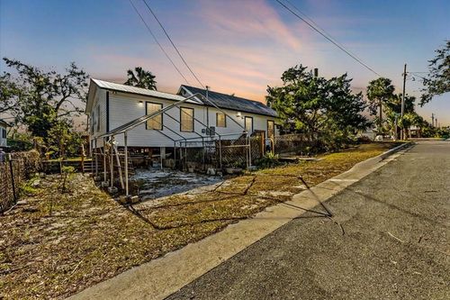 782 7th St, CEDAR KEY, FL, 32625 | Card Image