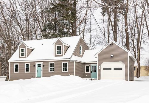 7 Winterbrook Drive, York, ME, 03909 | Card Image