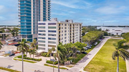 5g-1501 S Flagler Dr, West Palm Beach, FL, 33401-7167 | Card Image