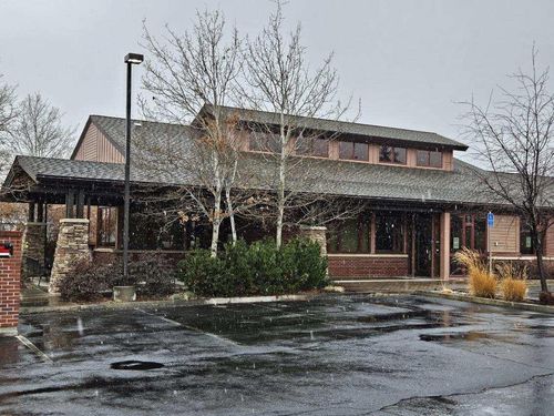 735 Ne Purcell Blvd, Bend, OR, 97701-7296 | Card Image