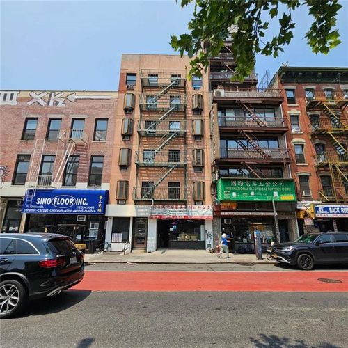 75 Allen St, New York, NY, 10002-3051 | Card Image