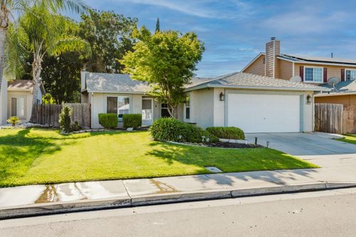 102 S Benicia Street, Planada, CA, 95365 | Card Image