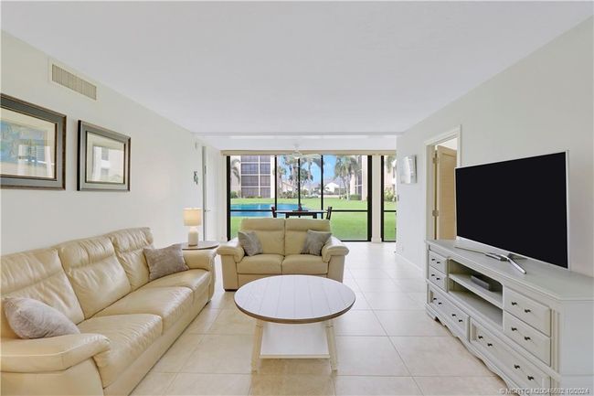 APT-103 - 3442 Ne Causeway Blvd, Condo with 2 bedrooms, 2 bathrooms and 1 parking in Jensen Beach FL | Image 13