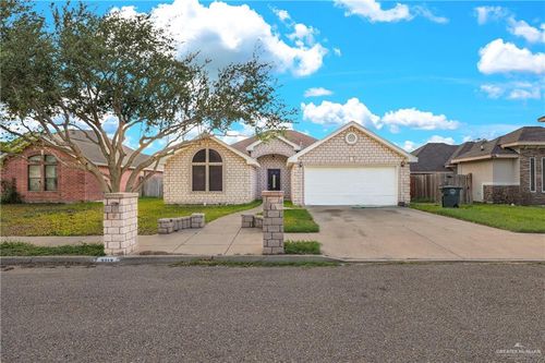 3213 Francisco Ave, Mission, TX, 78573-2102 | Card Image