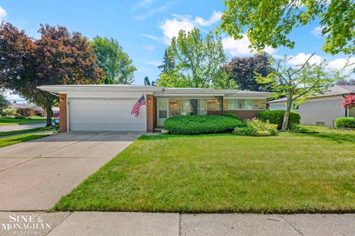 22030 Marter Rd, Saint Clair Shores, MI, 48080-2488 | Card Image