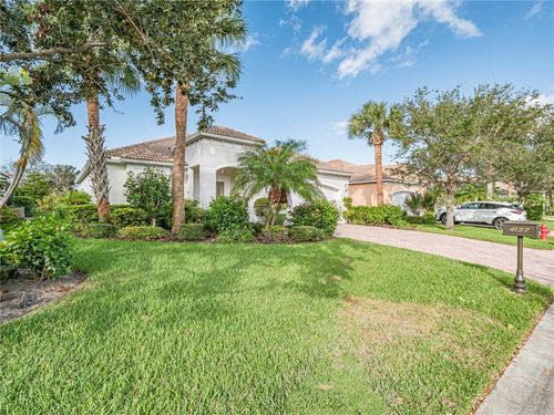 4137 W 16th Sq, Vero Beach, FL, 32967-8103 | Card Image