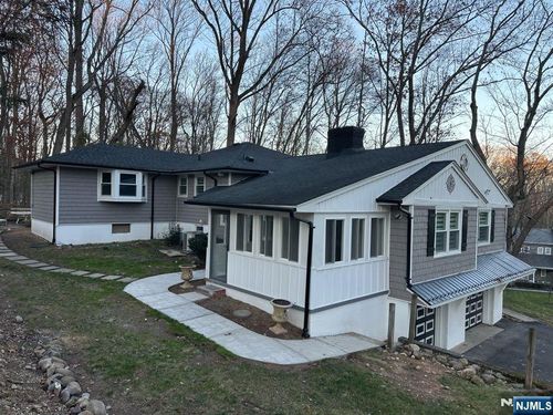 28 Overlook Rd, Saddle River, NJ, 07458-2905 | Card Image