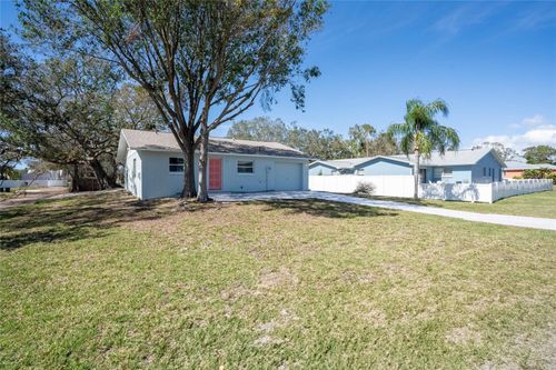 2709 57th St S, GULFPORT, FL, 33707-5238 | Card Image