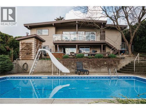 7200 Wyatt Way, Coldstream, BC, V1B1R3 | Card Image