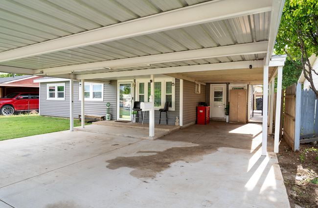 1511 Dallas St, House other with 3 bedrooms, 1 bathrooms and null parking in Plainview TX | Image 7
