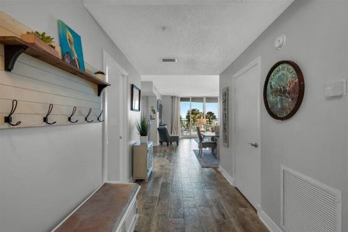 w-1d-8501 Gulf Blvd, Navarre, FL, 32566-7212 | Card Image