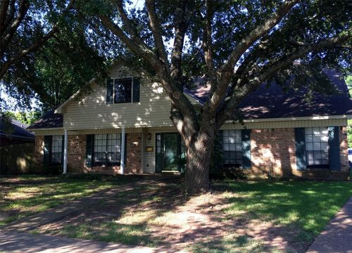 10114 Village Green Dr, Shreveport, LA, 71115-2816 | Card Image