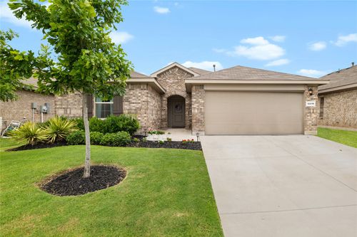 16416 White Fish Ln, Justin, TX, 76247-1098 | Card Image