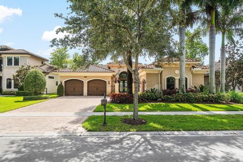 8389 Hawks Gully Ave, Delray Beach, FL, 33446-9675 | Card Image