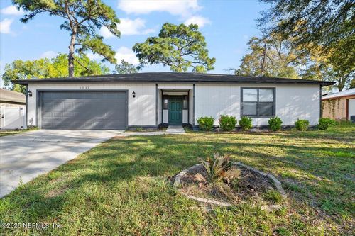 8215 Sailmaker Ln, JACKSONVILLE, FL, 32210-3456 | Card Image