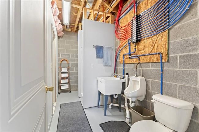 125 First St, House other with 3 bedrooms, 3 bathrooms and 2 parking in Confluence PA | Image 20