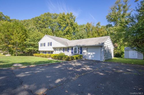 128 Third St, New City, NY, 10956-5927 | Card Image