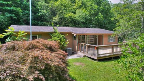 542 Sigman Hollow Rd, Bluff City, TN, 37618-4623 | Card Image