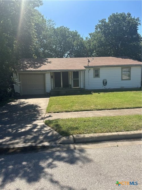 1004 S 2nd St, Killeen, TX, 76541-7707 | Card Image