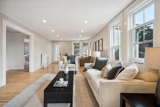 140 Elmwood Rd, House other with 7 bedrooms, 4 bathrooms and 2 parking in Swampscott MA | Image 7