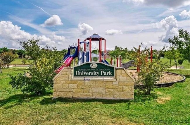 Community / neighborhood park and Playscape | Image 35