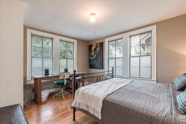 1713 S 5 Th St, House other with 2 bedrooms, 1 bathrooms and 2 parking in Austin TX | Image 12