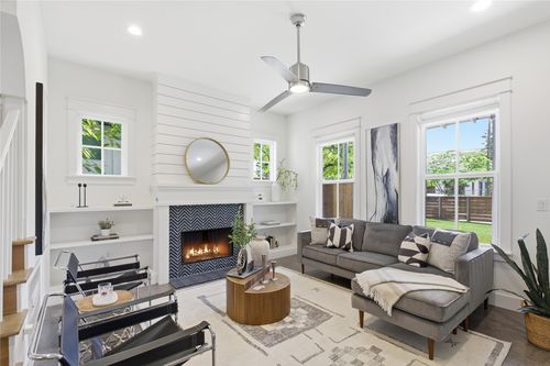 a-1309 Cedar Ave, Austin, TX, 78702-1835 | Card Image