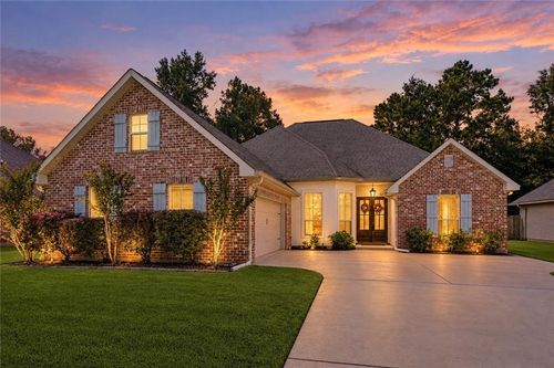 114 Woodthrush Dr, Madisonville, LA, 70447-4004 | Card Image