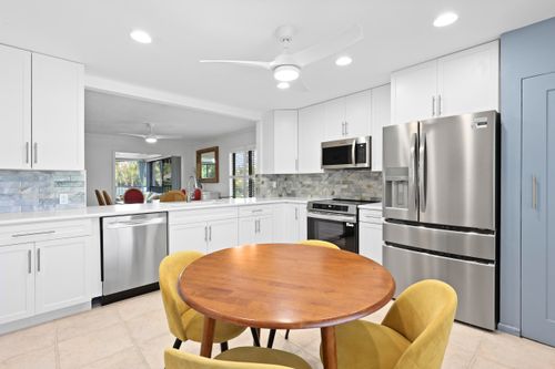 207-5172 Se Club Way, Stuart, FL, 34997-8705 | Card Image